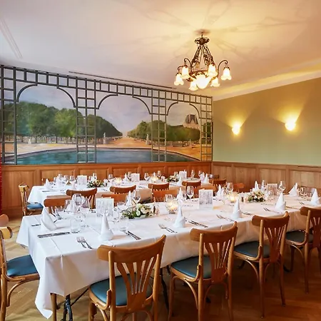 Brasserie Au Violon Hotel